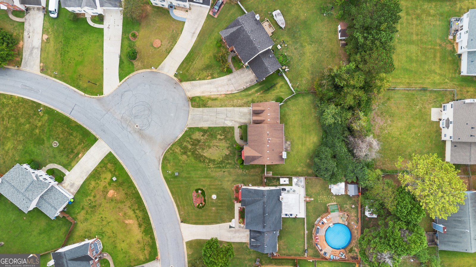 8529 GLENDEVON Riverdale - 42