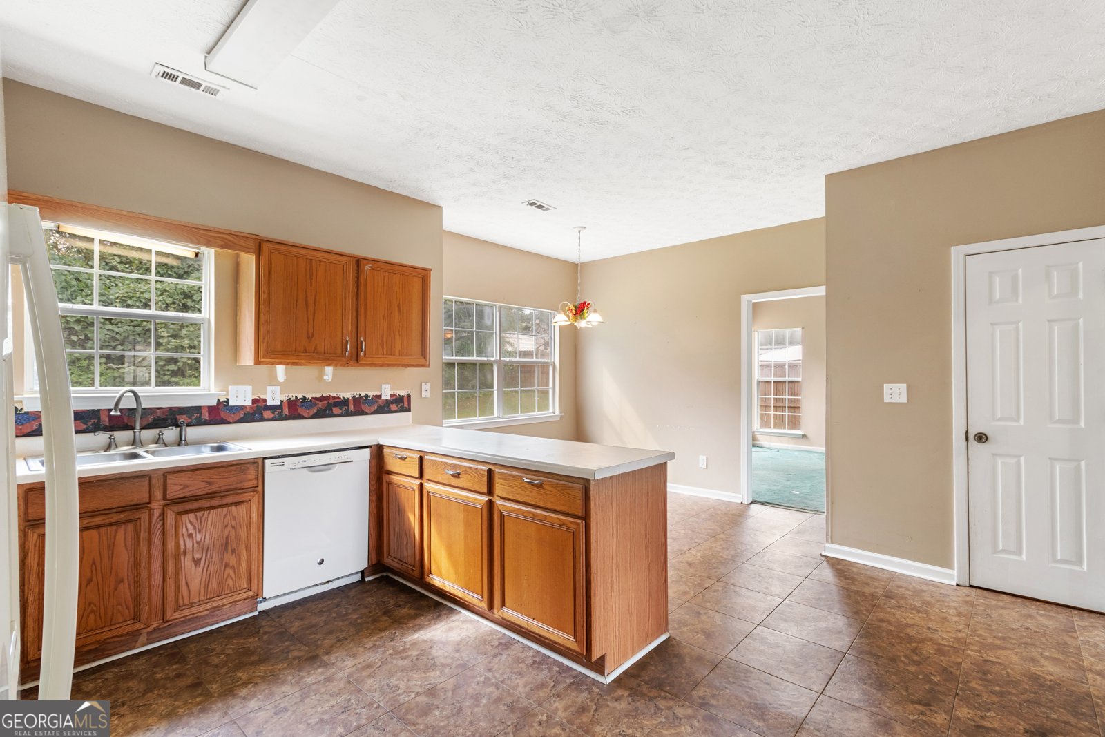 8529 GLENDEVON Riverdale - 9