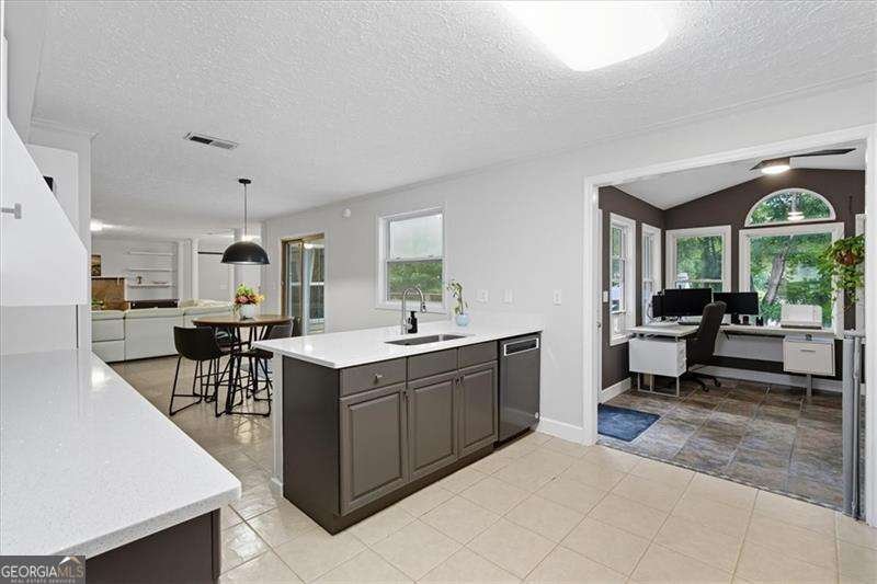 295 Crab Orchard Way Roswell - 16