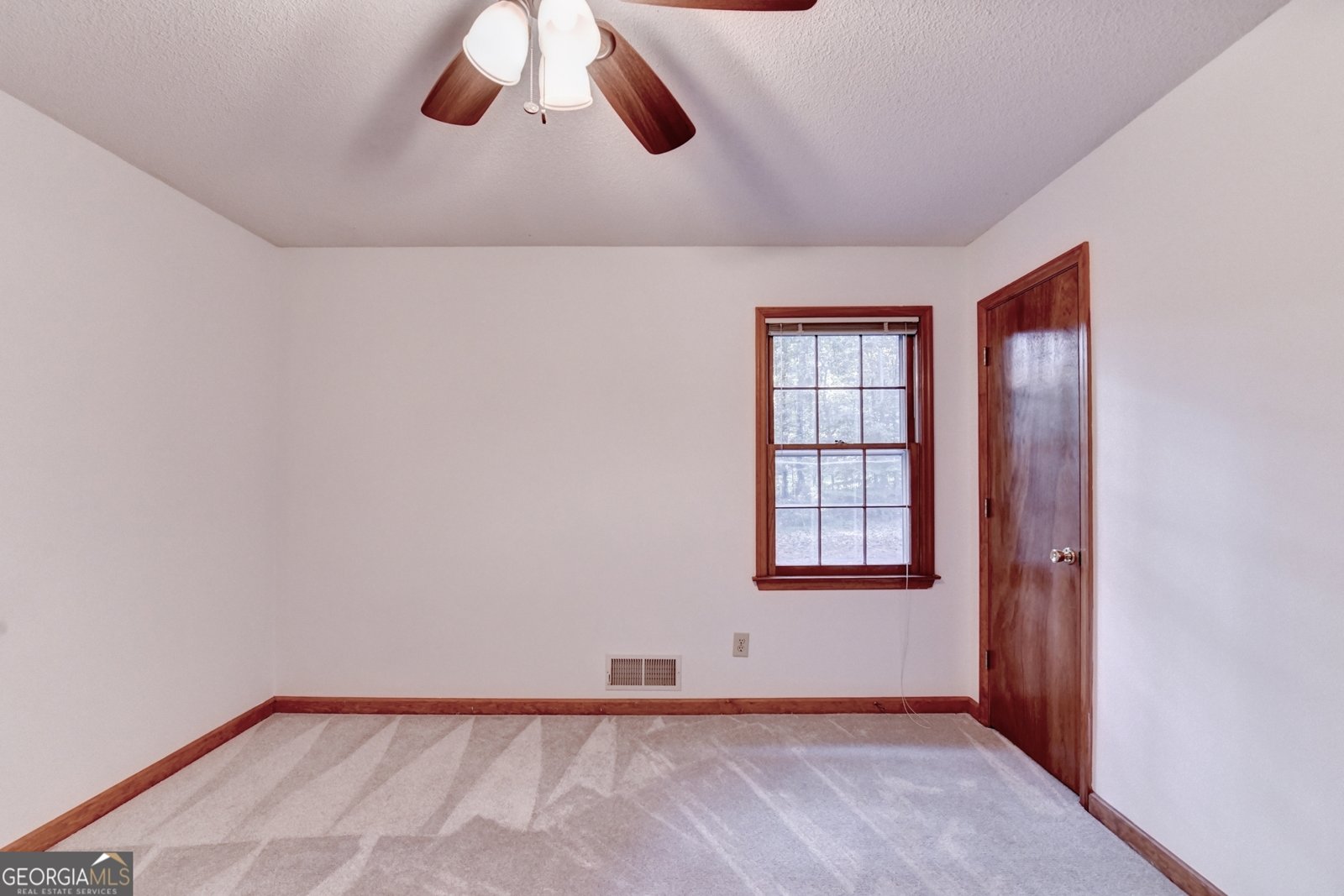 214 Valley Brook Drive Woodstock - 28