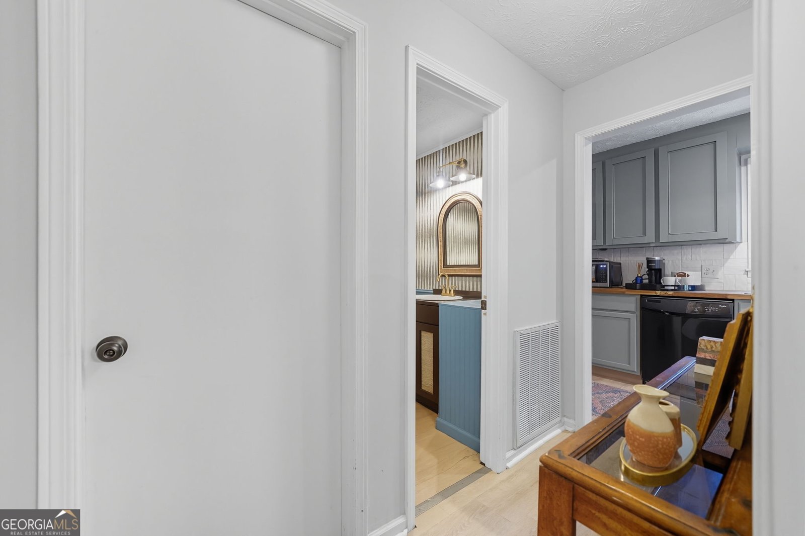 354 OAKRIDGE Drive Cartersville - 25