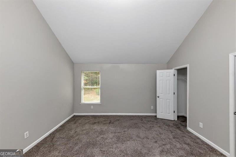 2420 VALLEY CREEK Lithia Springs - 32