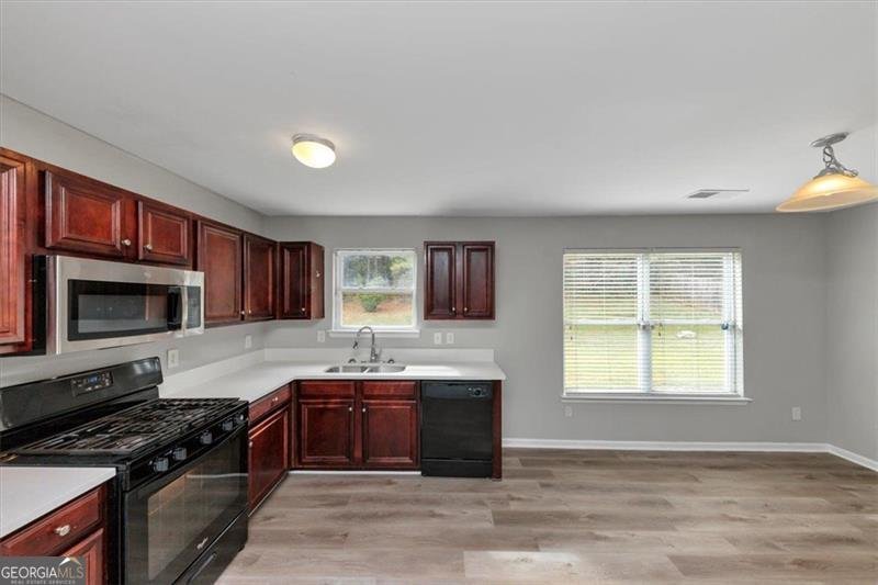 2420 VALLEY CREEK Lithia Springs - 8