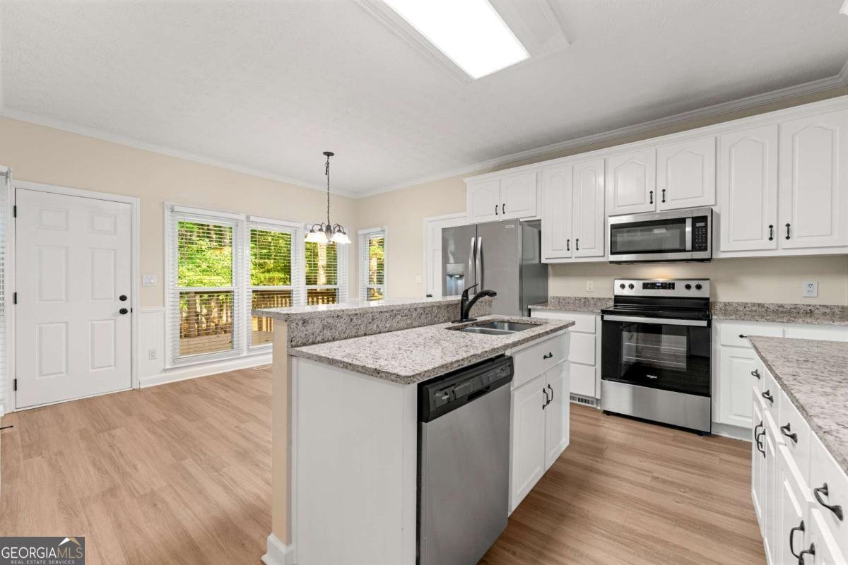 1722 Indian Ridge Drive Woodstock - 5