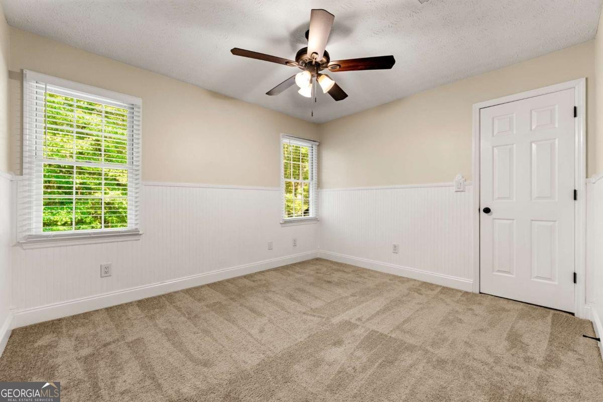 1722 Indian Ridge Drive Woodstock - 9