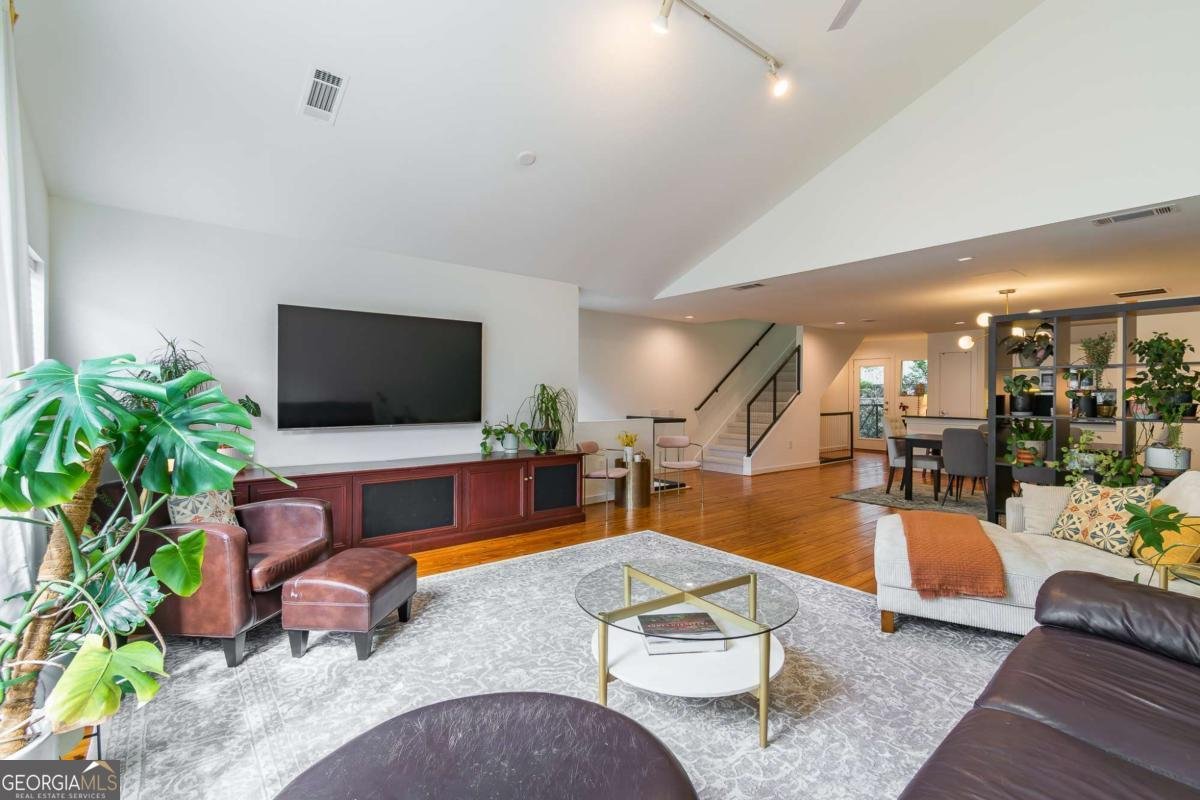 920 Memorial Drive Atlanta - 28