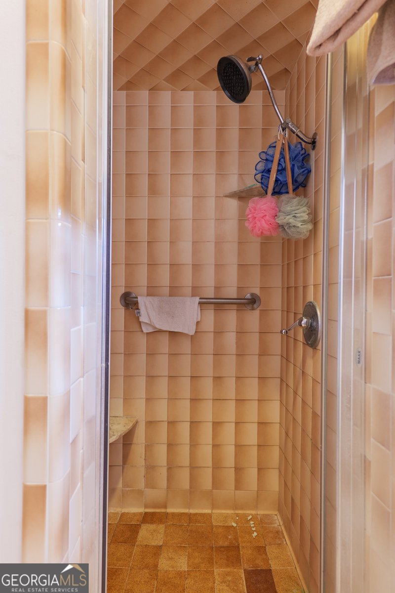 3473 & 3807 Kay Circle Valdosta - 13