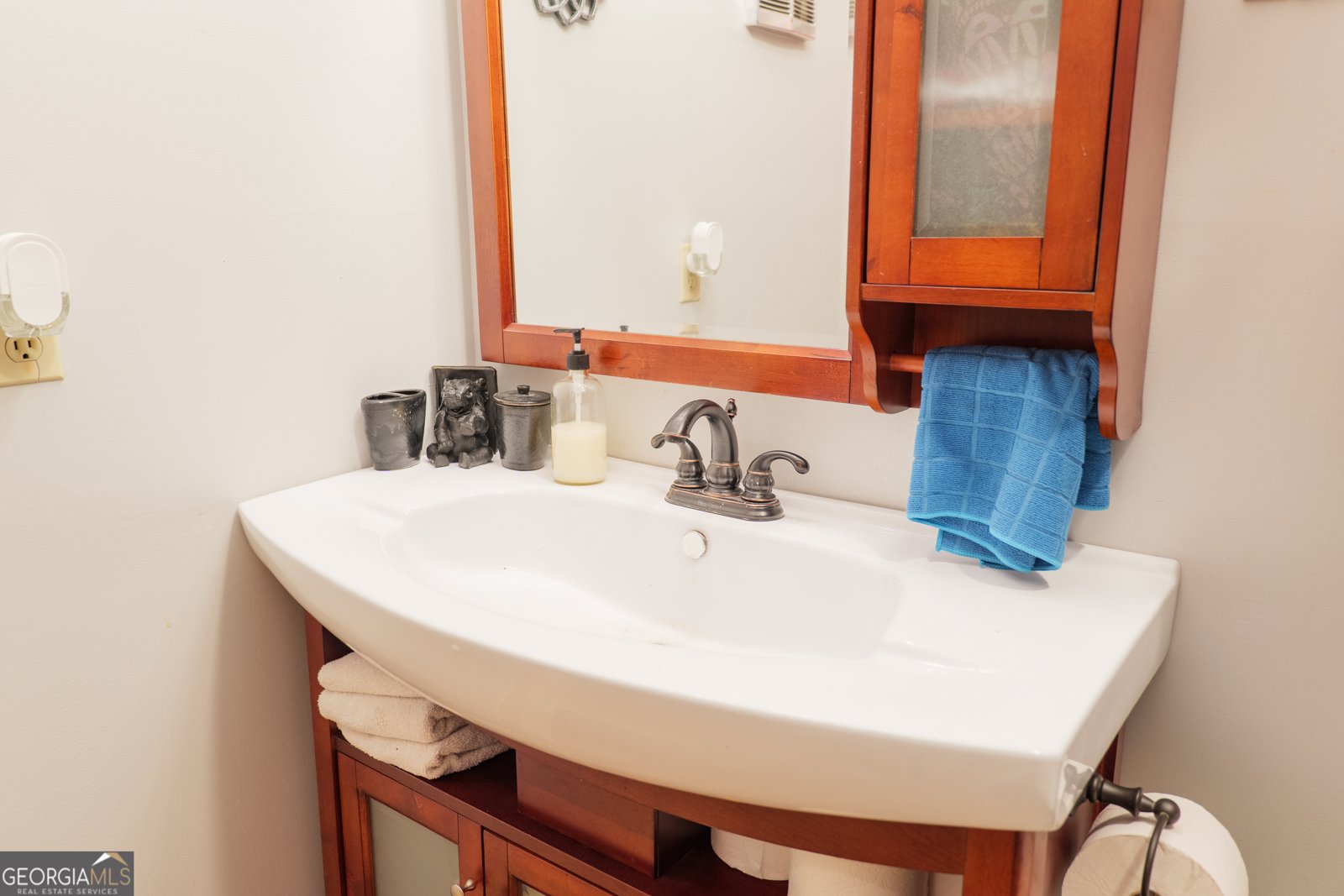 3473 & 3807 Kay Circle Valdosta - 27