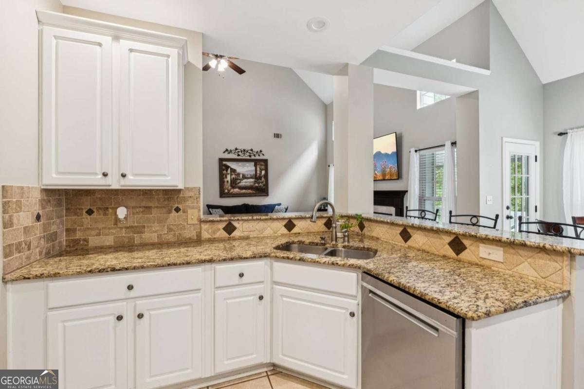 1785 Dartford Way Hoschton - 13