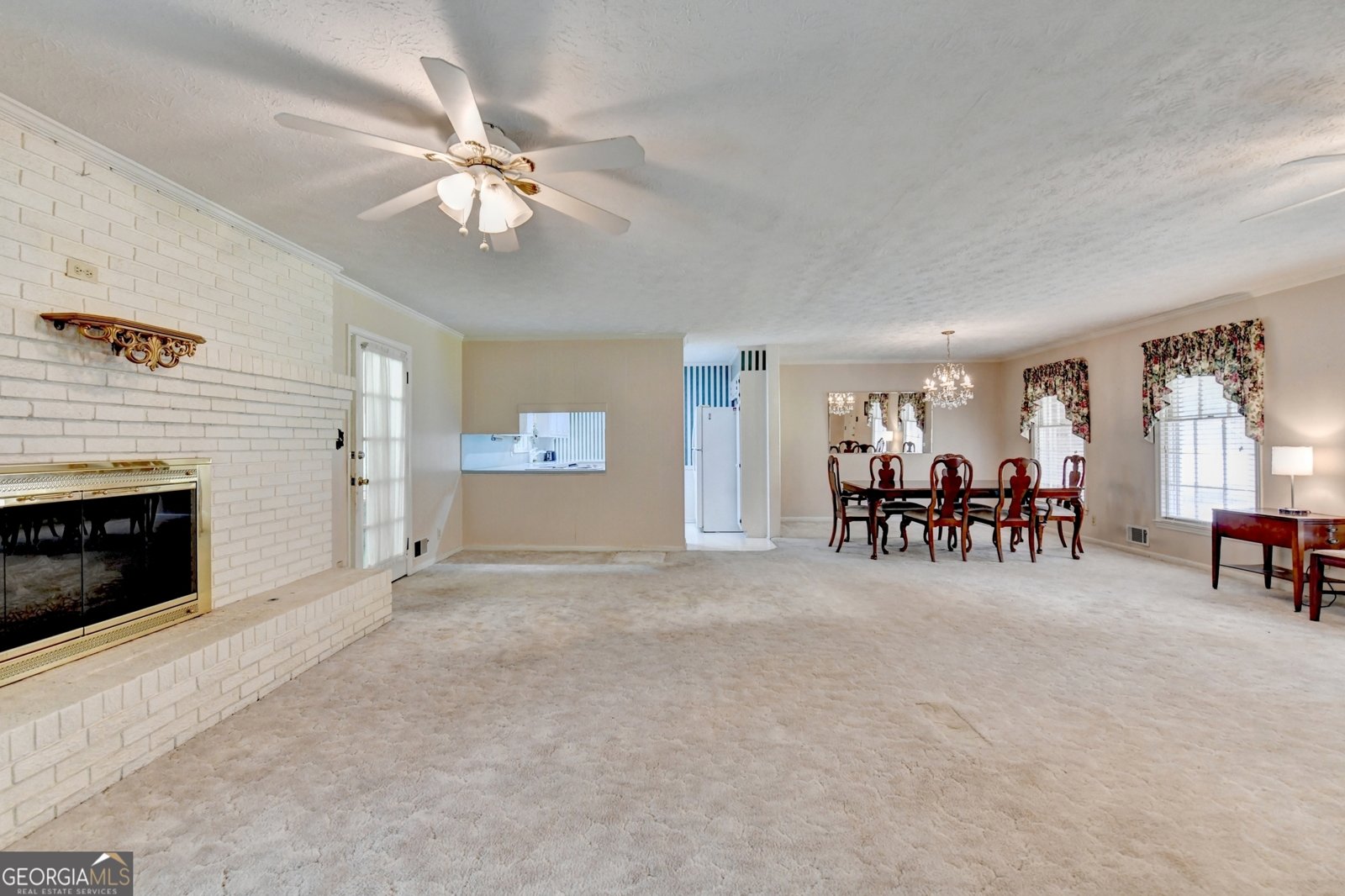 136 Lancelot Way Lawrenceville - 14