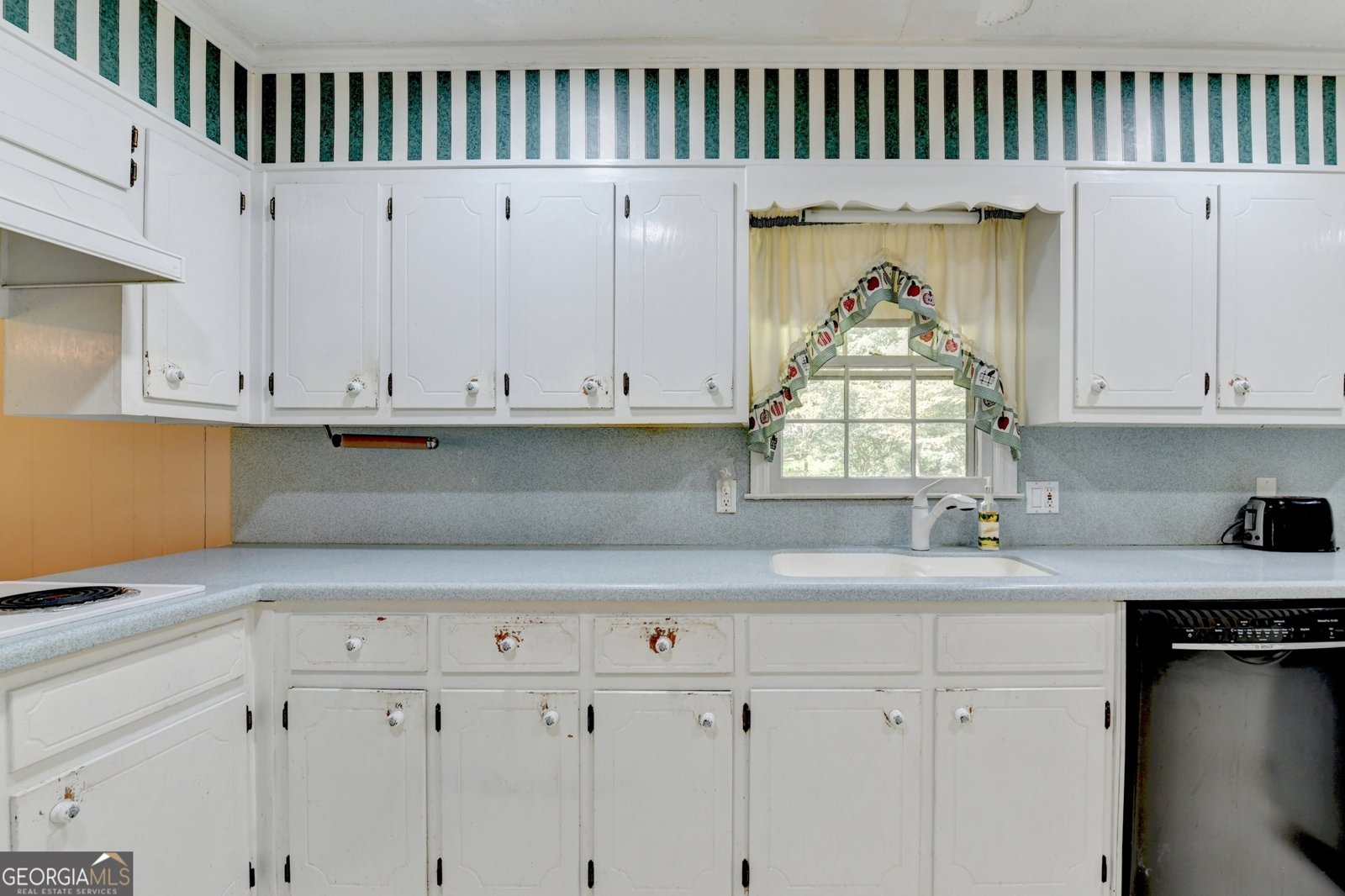 136 Lancelot Way Lawrenceville - 17