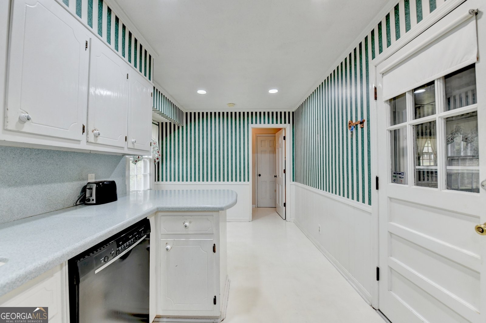 136 Lancelot Way Lawrenceville - 22