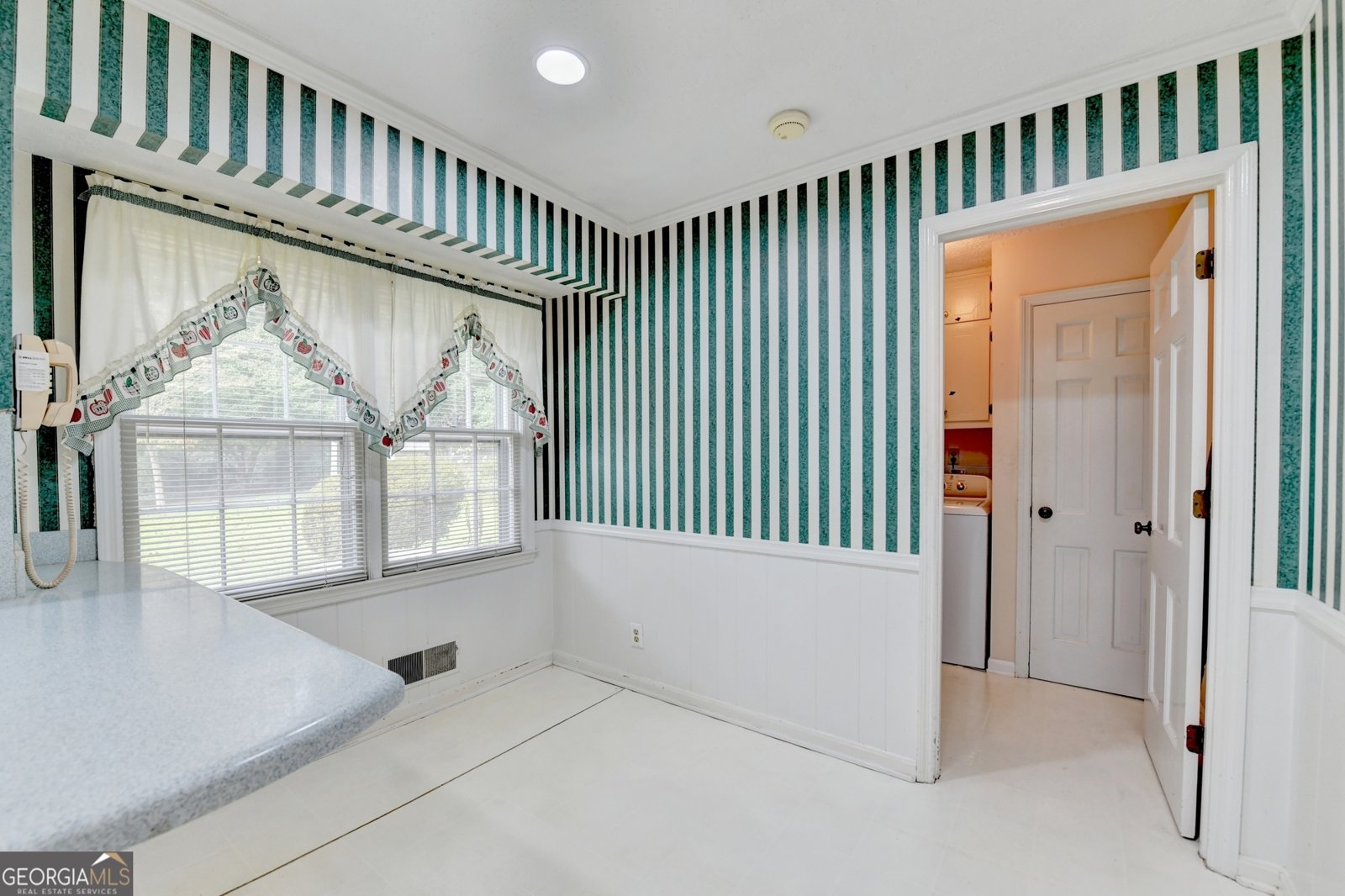 136 Lancelot Way Lawrenceville - 24