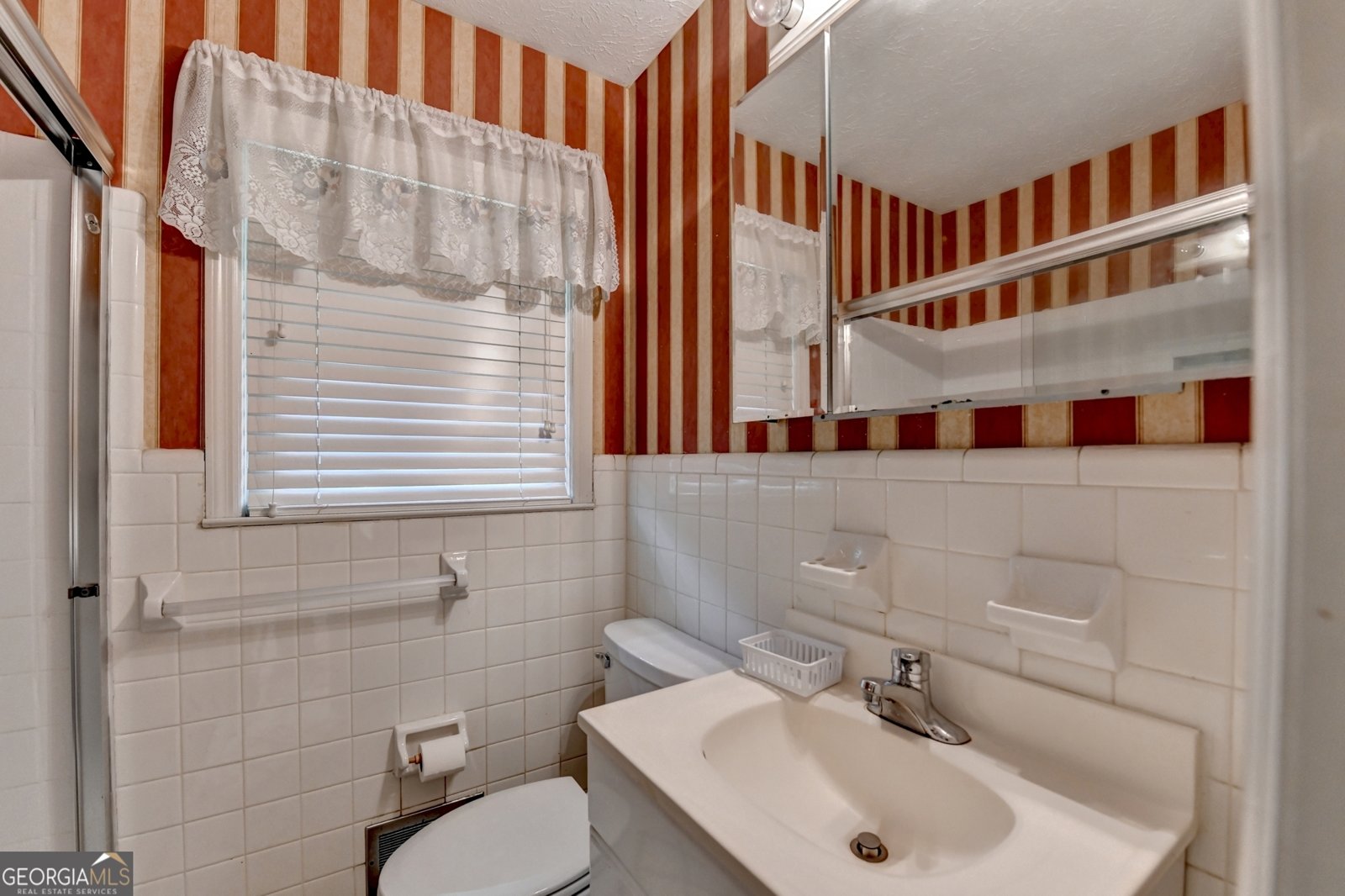 136 Lancelot Way Lawrenceville - 41
