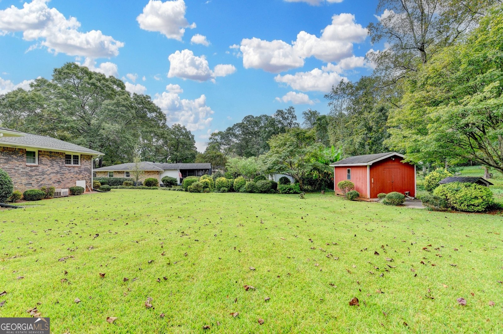 136 Lancelot Way Lawrenceville - 52