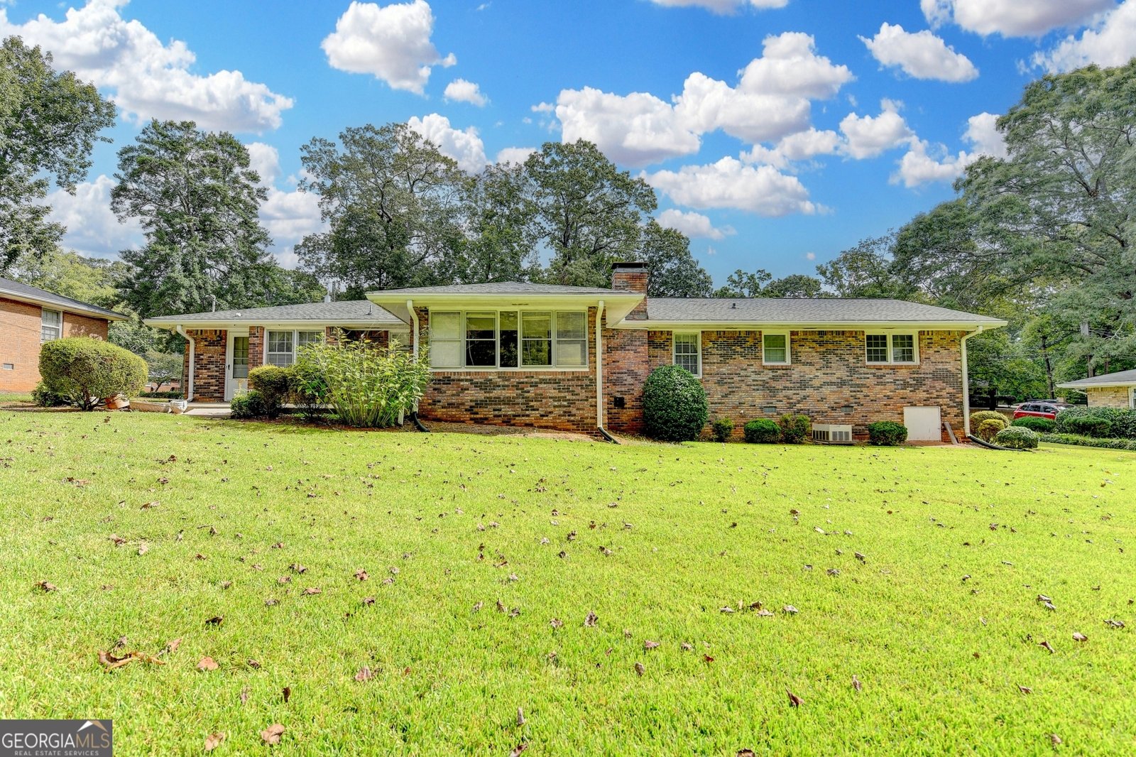 136 Lancelot Way Lawrenceville - 53