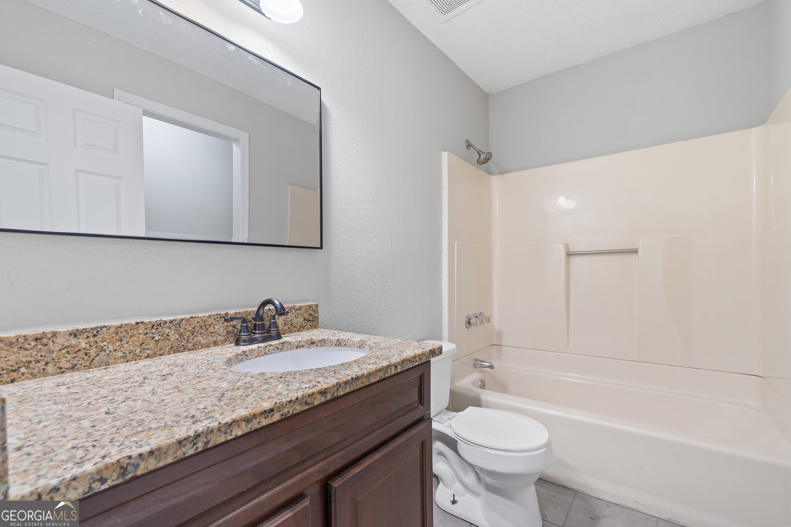 7513 Columbus Road Lizella - 47