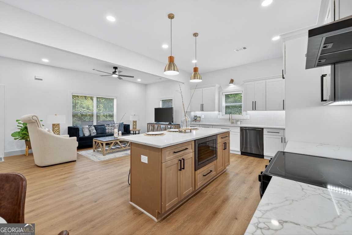 4217 Railroad Street Oakwood - 26