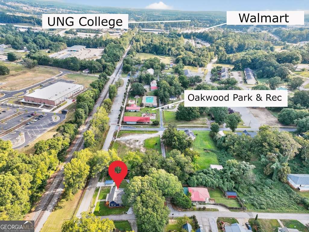 4217 Railroad Street Oakwood - 59