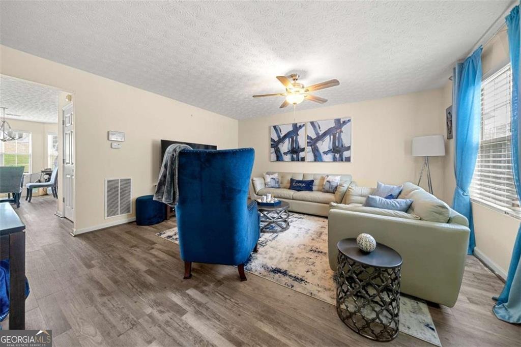 1320 Revelstoke Cove Riverdale - 3
