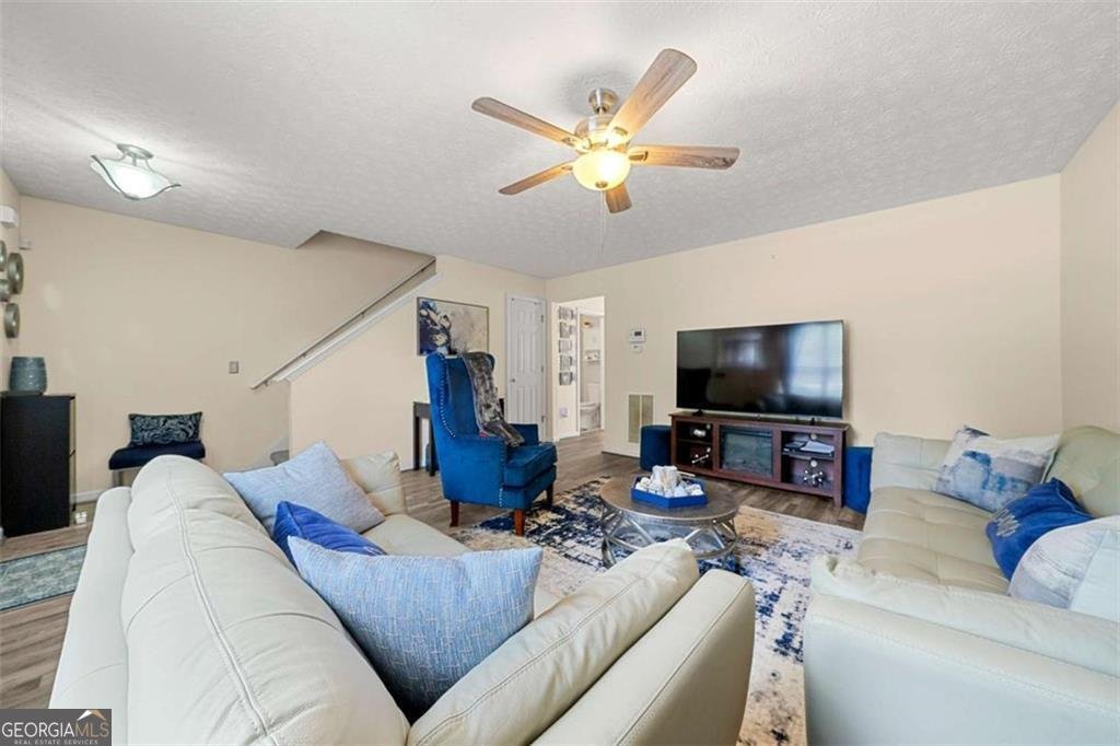 1320 Revelstoke Cove Riverdale - 5