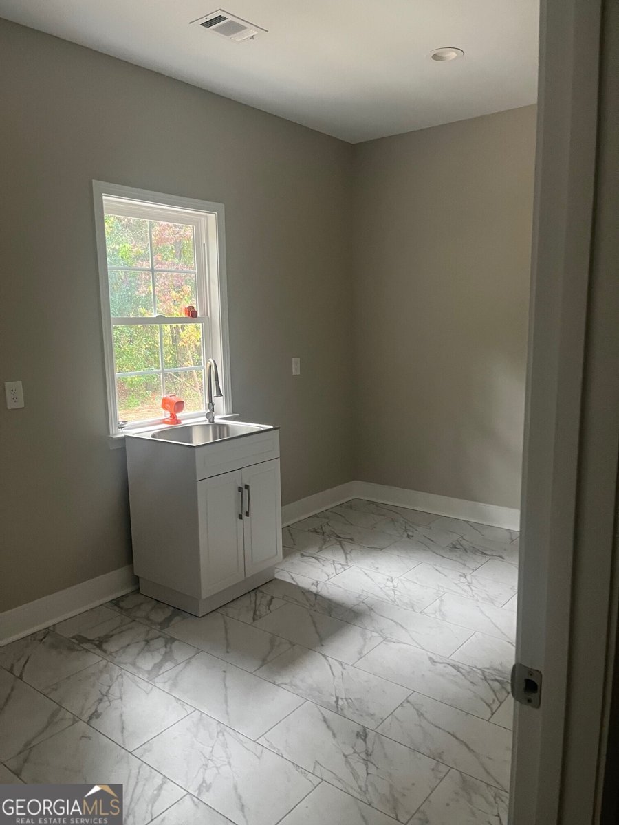 180 Ridge Circle Macon - 12