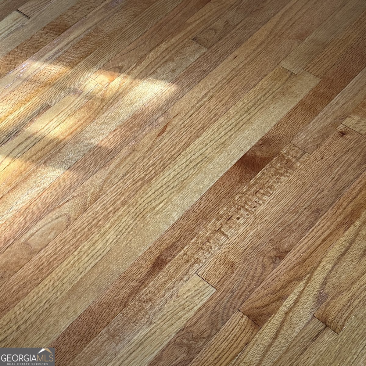 303 Auburn Street Centre - 19