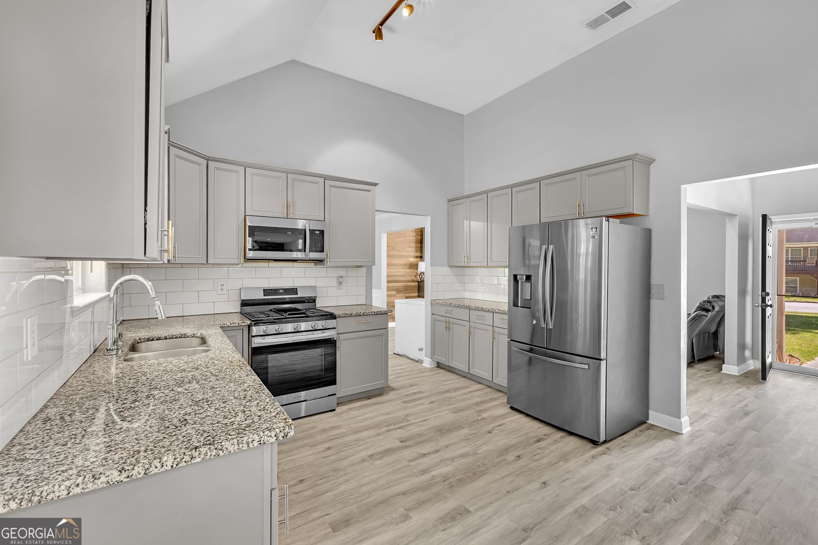 3505 OAKSHIRE Way Atlanta - 23