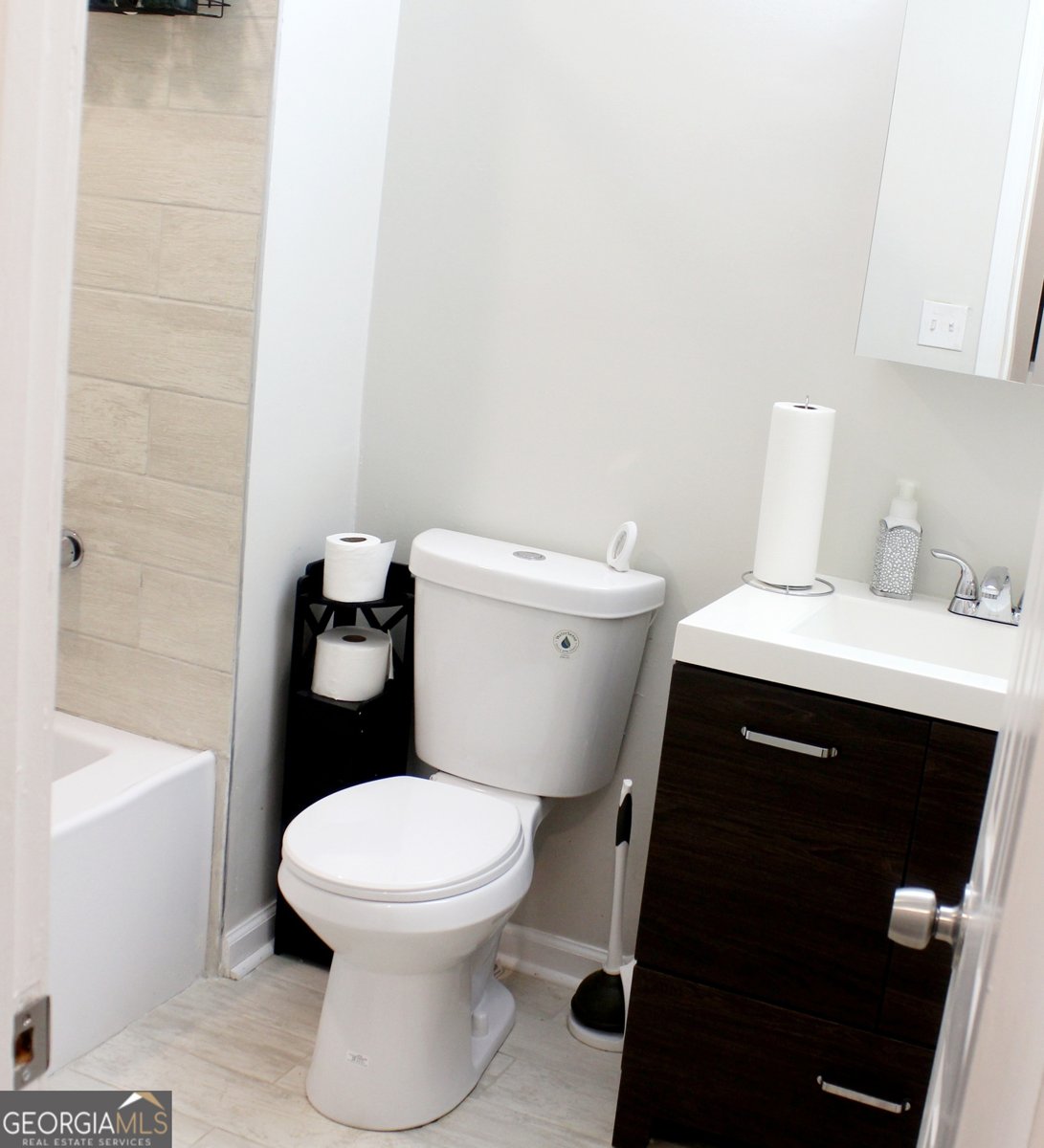 7899 Taylor Downs Riverdale - 11