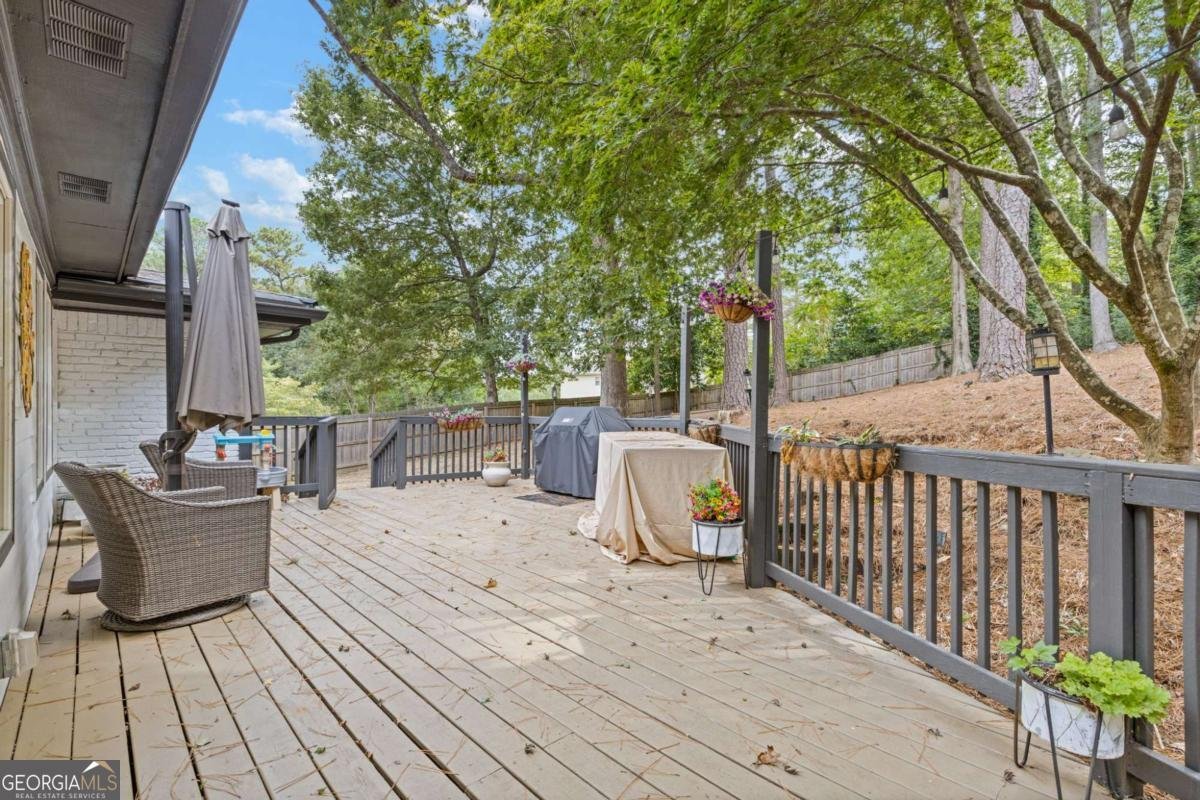 2645 Rangewood Court Atlanta - 17
