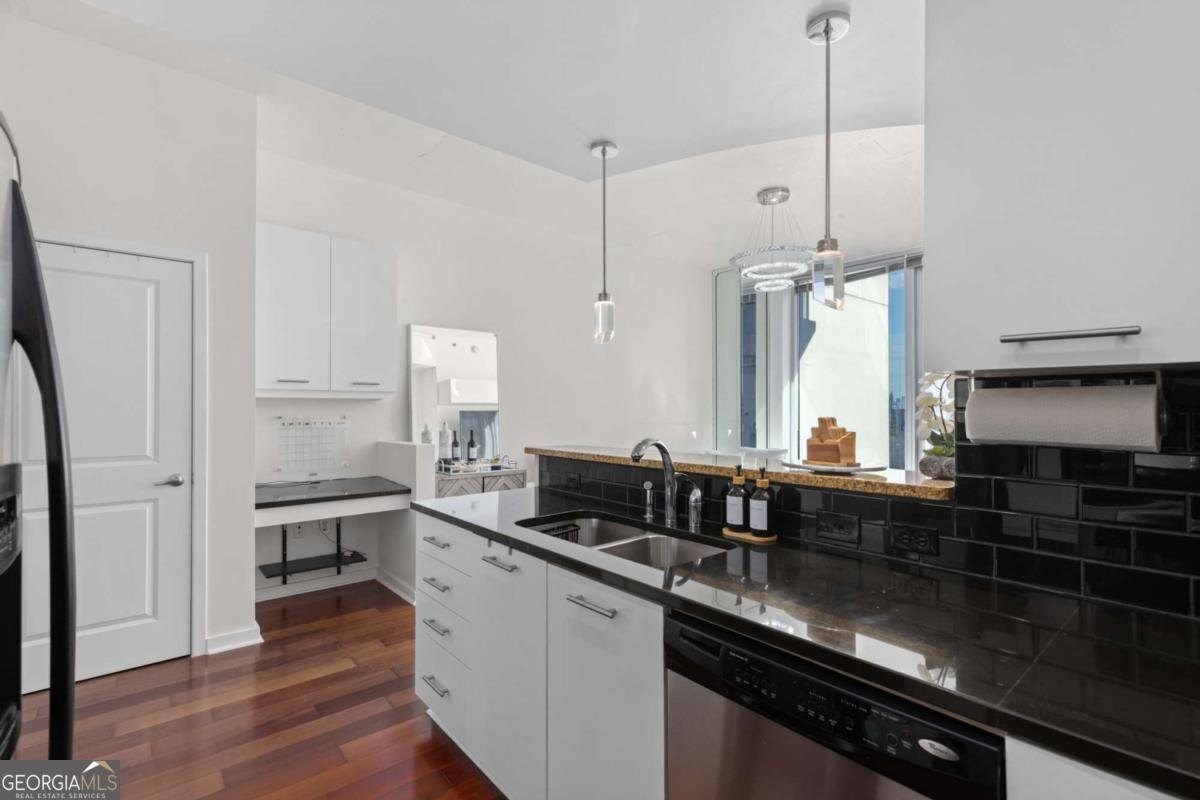 3324 Peachtree Road Atlanta - 17