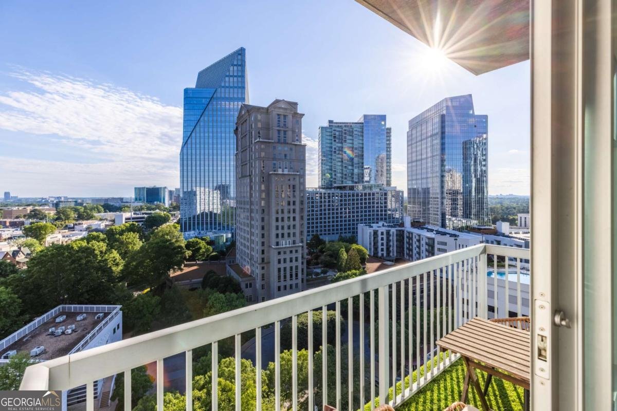 3324 Peachtree Road Atlanta - 28
