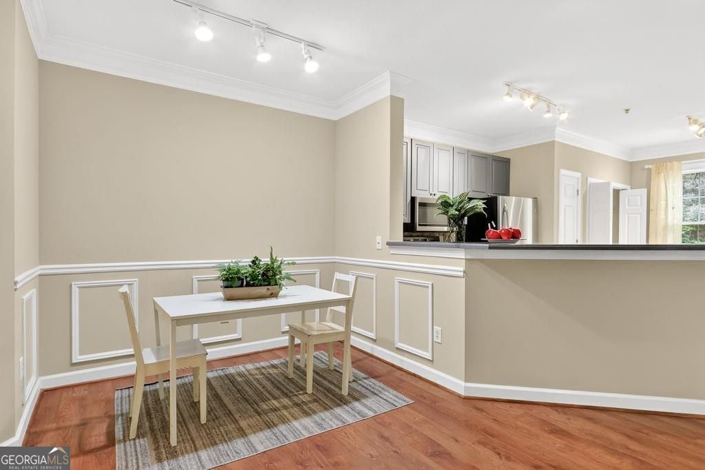 221 Ashford Circle Dunwoody - 11