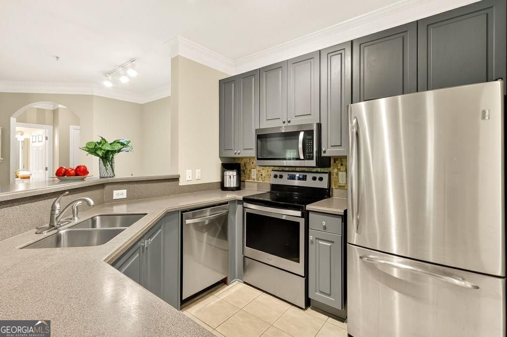 221 Ashford Circle Dunwoody - 13