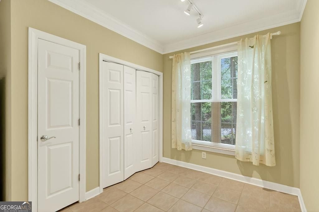 221 Ashford Circle Dunwoody - 17