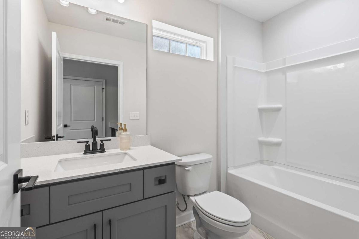 1975 Hollywood Road Atlanta - 3