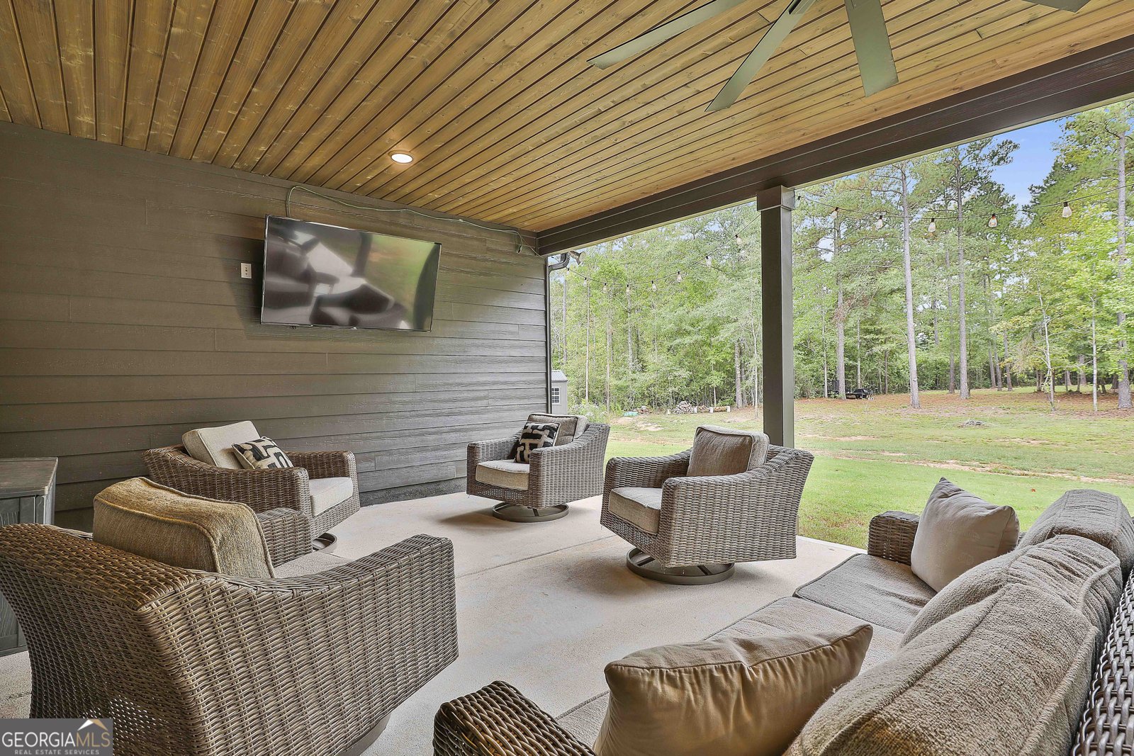 141 Georgian Pines Drive Senoia - 27