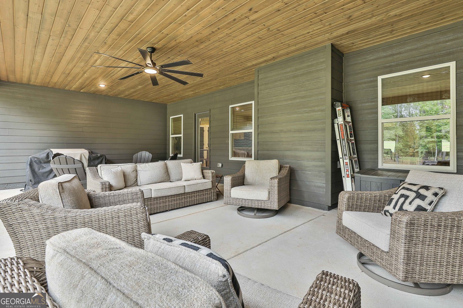 141 Georgian Pines Drive Senoia - 29