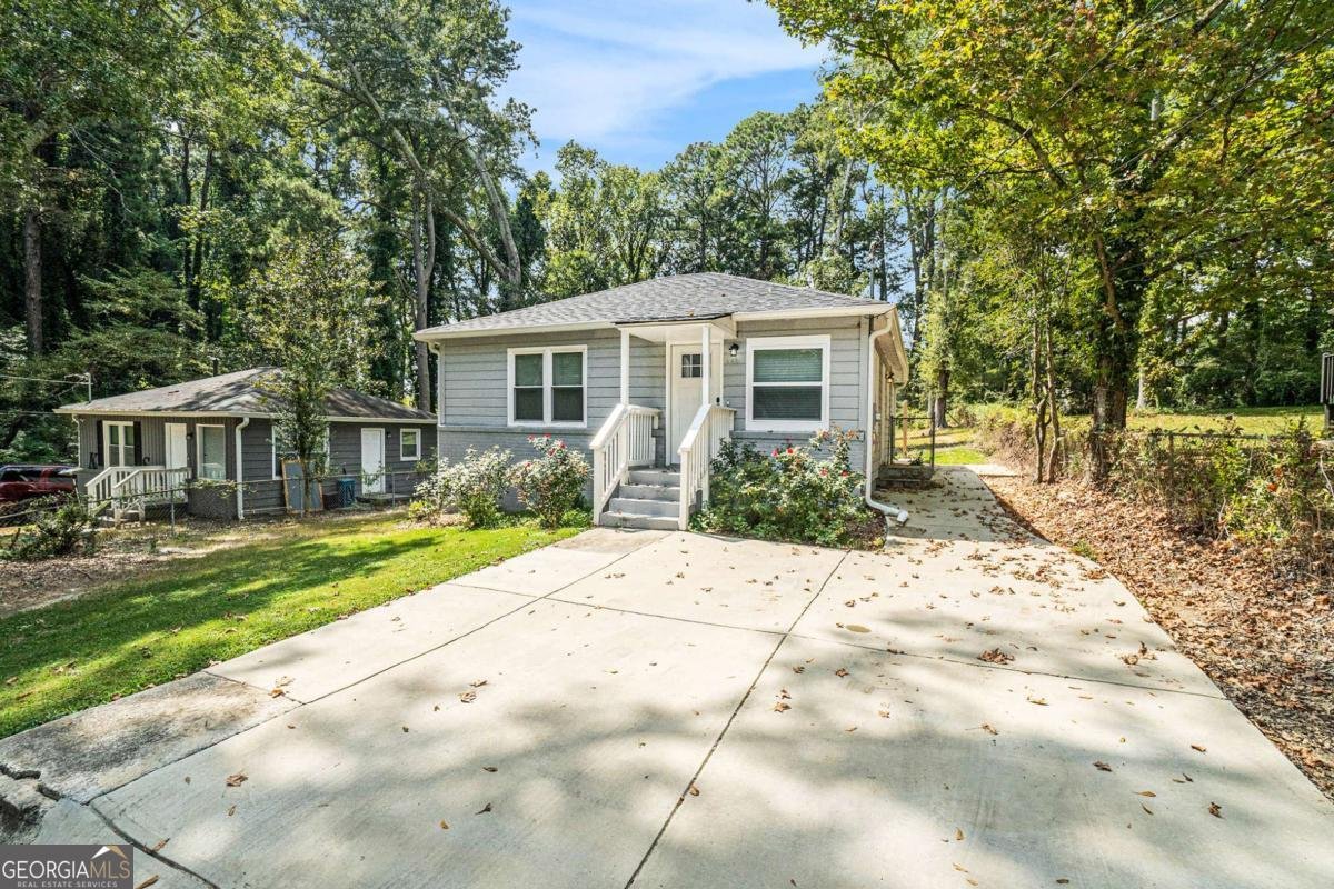 462 Center Hill Avenue Atlanta - 2