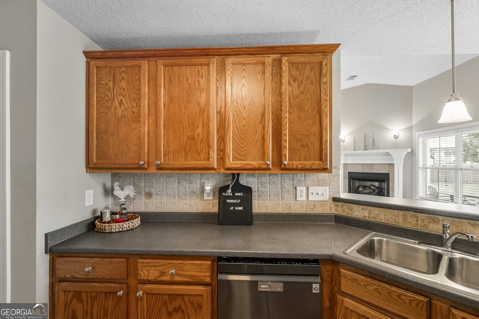 202 Latham Drive Warner Robins - 24