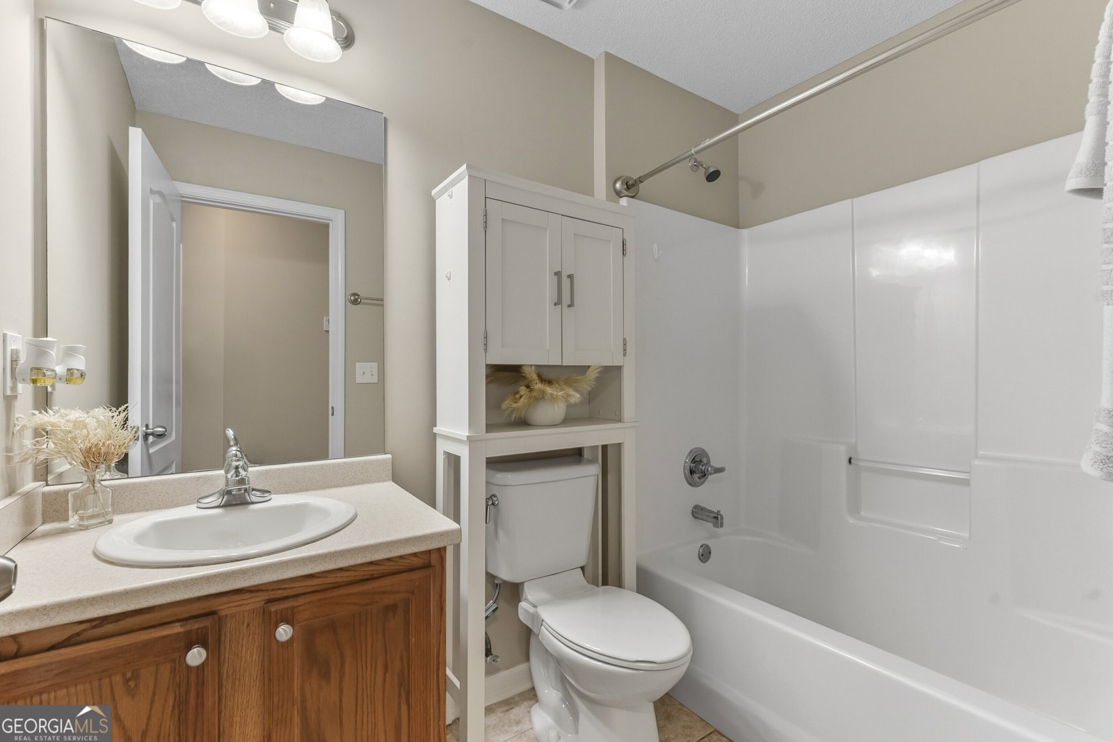 202 Latham Drive Warner Robins - 40