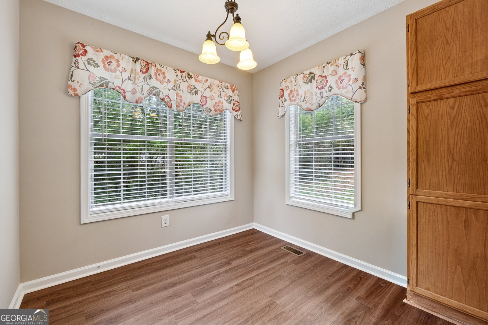 7040 Devon Drive Cumming - 10