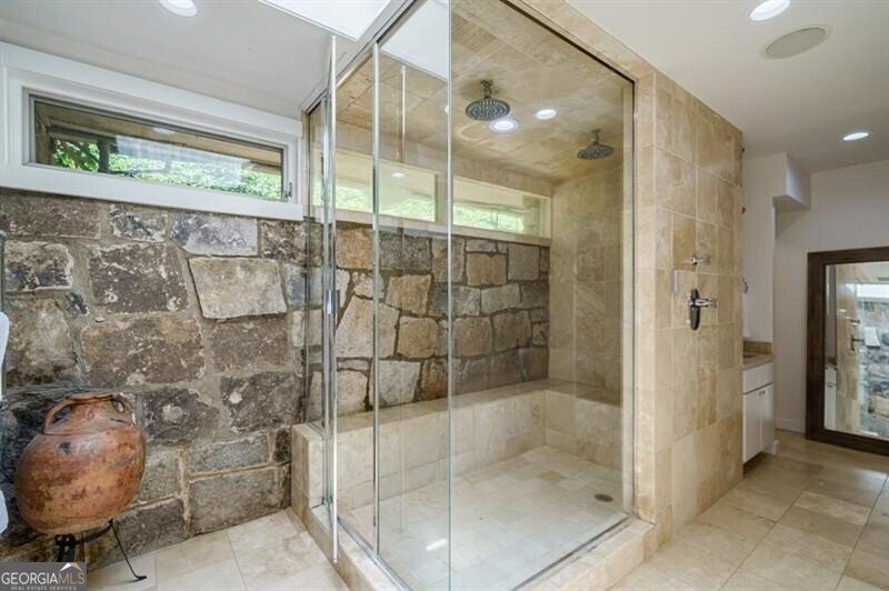 465 Hillside Drive Atlanta - 5