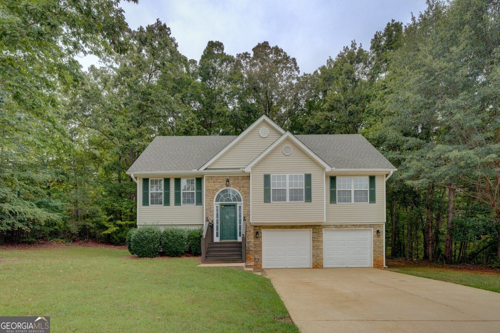 140 Clover Valley Drive Covington - 1