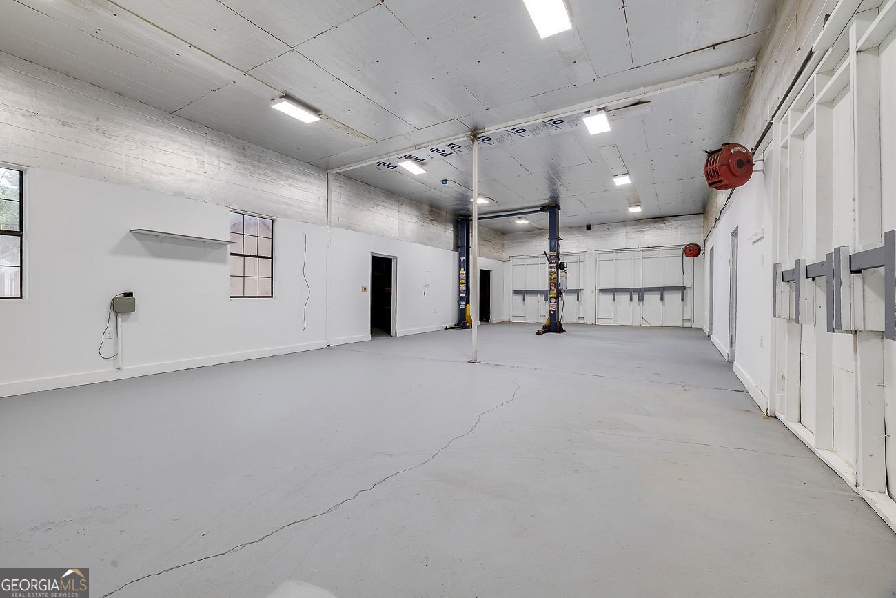 250 Interstate Circle Bloomingdale - 53