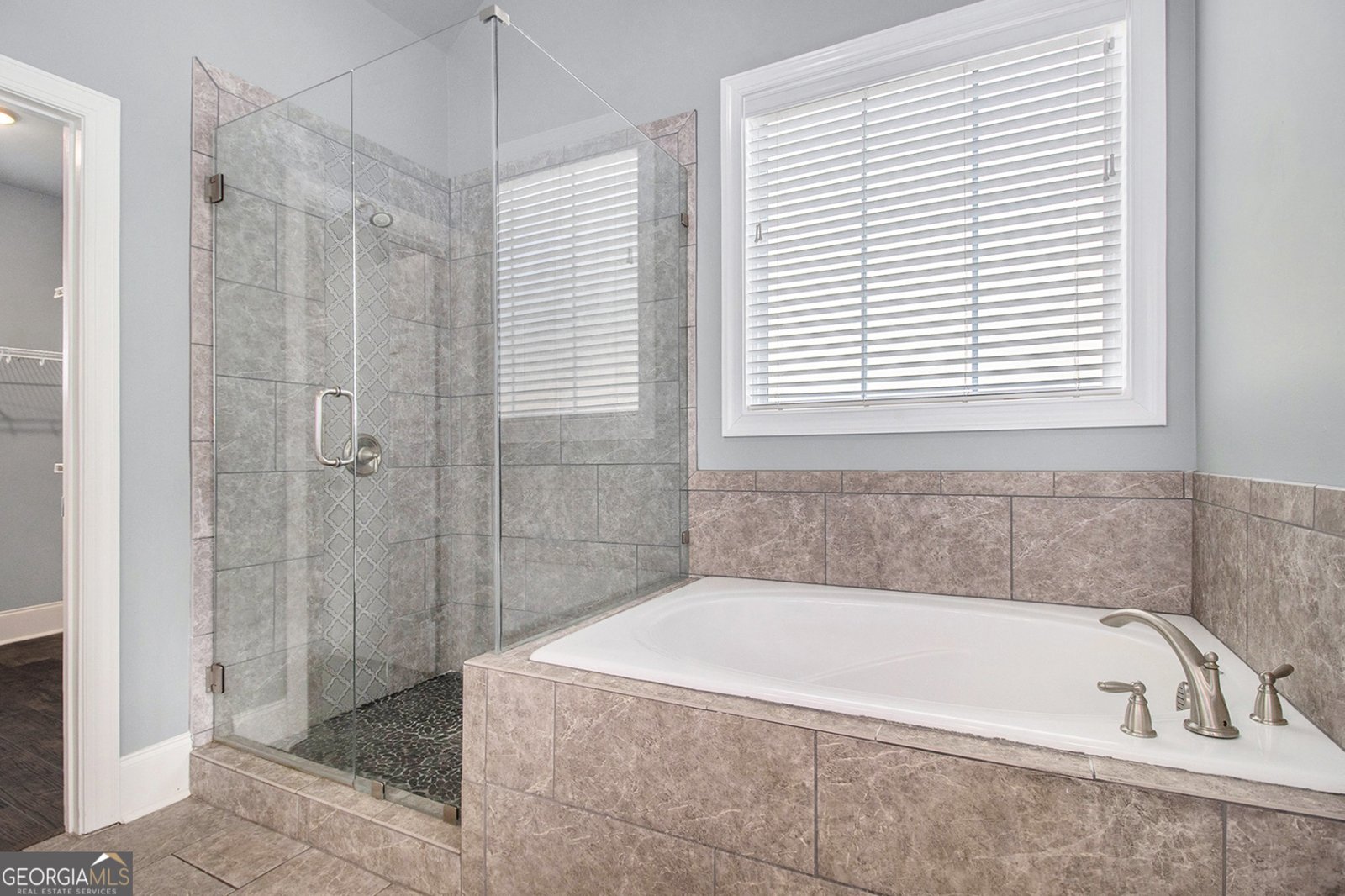 3117 Shelter Cove Gainesville - 27