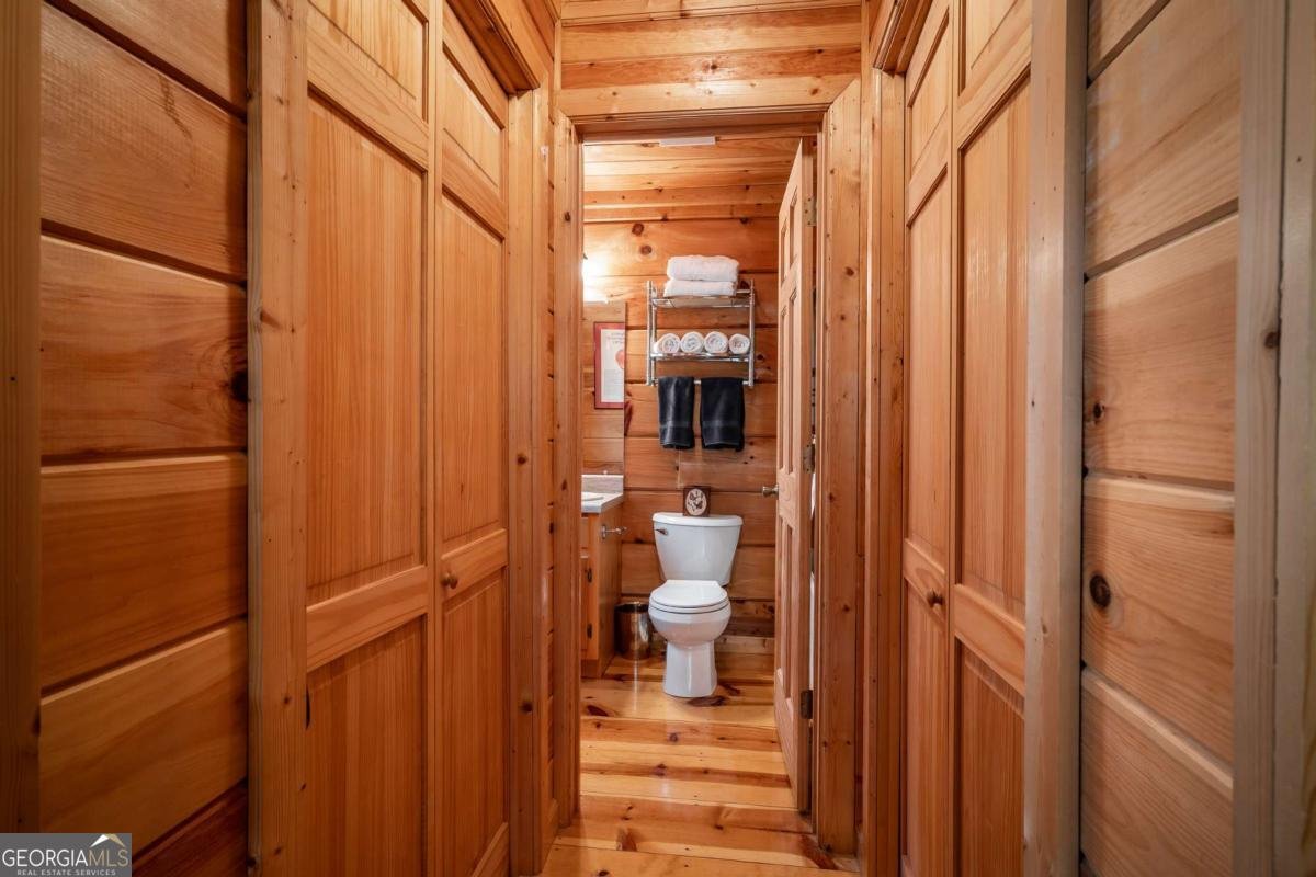 266 Chimney Rock Road Cherry Log - 20