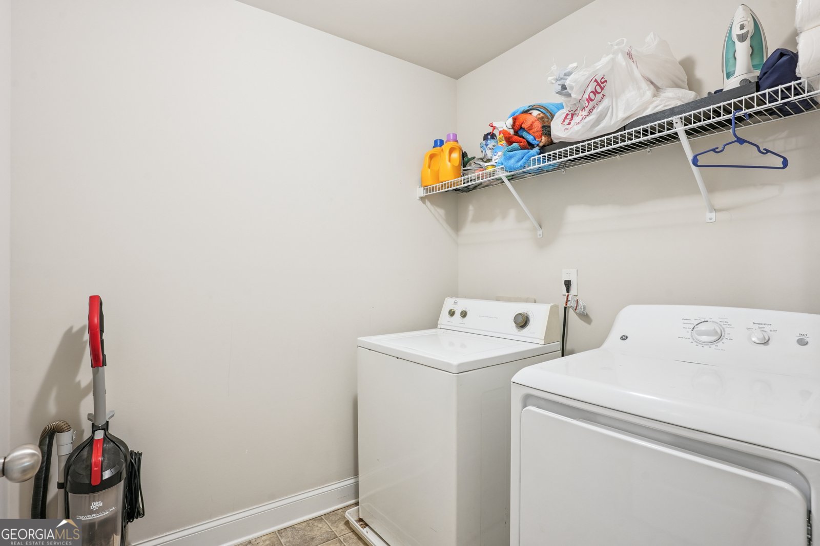 2692 Lower Village Drive Ellenwood - 37