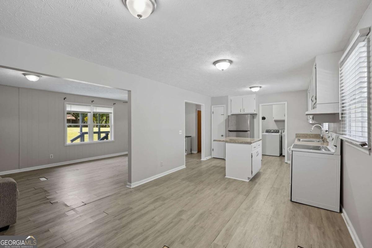 260 Oak Circle Hull - 10