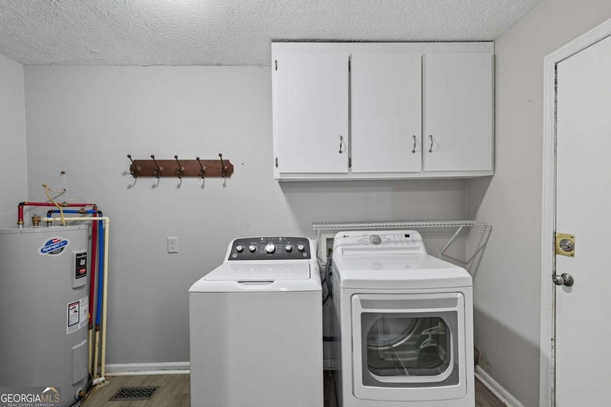 260 Oak Circle Hull - 17